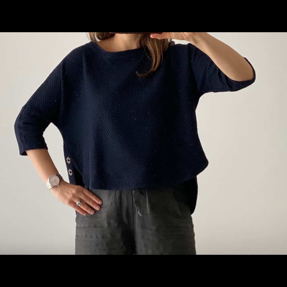 Anthropologie quilted high low blue shirt